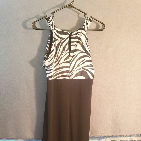 Womans Cocktail Dress - Picture 2 of 4